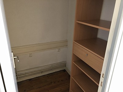 STUDIO A LOUER - ST ETIENNE Bizillon-Charcot Ouest - 39 m2 - 365 € charges comprises par mois