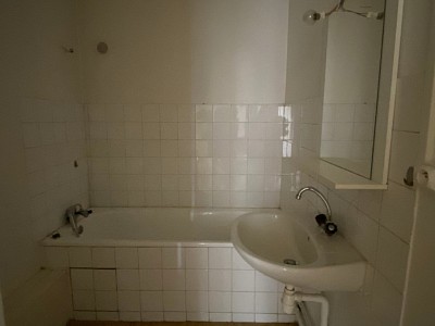 APPARTEMENT T2 A VENDRE - RIVE DE GIER - 47.78 m2 - 45000 €