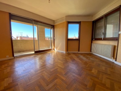 APPARTEMENT T2 A VENDRE - ST ETIENNE HYPER CENTRE - 44.5 m2 - 45000 €