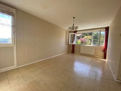 APPARTEMENT T2 - ST ETIENNE - 57,5 m2 - VENDU