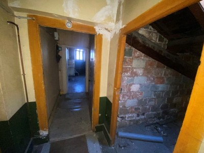 APPARTEMENT T2 A VENDRE - ST ETIENNE - 64 m2 - 30000 €