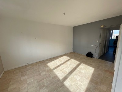 APPARTEMENT T2 - ST ETIENNE - 49.7 m2 - VENDU