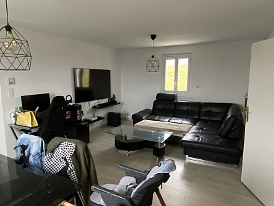 APPARTEMENT T3 A LOUER - CHATEAUNEUF - 76 m2 - 620 € charges comprises par mois