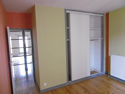APPARTEMENT T3 A LOUER - FIRMINY Centre - 82 m2 - 545 € charges comprises par mois