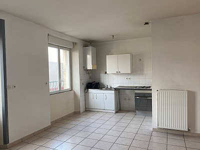 APPARTEMENT T3 A LOUER - L HORME - 55 m2 - 425 € charges comprises par mois