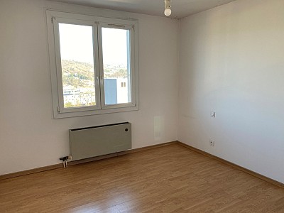 APPARTEMENT T3 - LORETTE - 68 m2 - LOUÉ