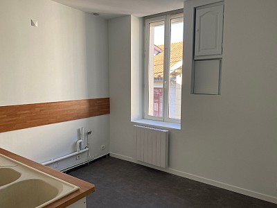 APPARTEMENT T3 A LOUER - LORETTE - 55 m2 - 510 € charges comprises par mois