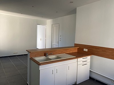 APPARTEMENT T3 A LOUER - LORETTE - 55 m2 - 510 € charges comprises par mois