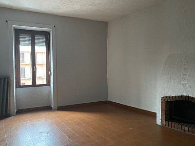 APPARTEMENT T3 A LOUER - RIVE DE GIER Centre - 88 m2 - 550 € charges comprises par mois