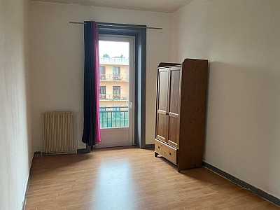 APPARTEMENT T3 A LOUER - RIVE DE GIER Centre - 88 m2 - 550 € charges comprises par mois