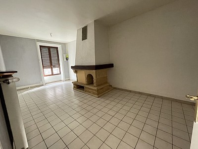 APPARTEMENT T3 A LOUER - RIVE DE GIER Centre - 66 m2 - 530 € charges comprises par mois