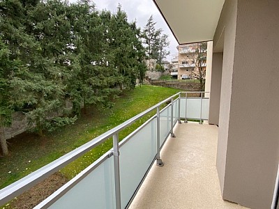 APPARTEMENT T3 A LOUER - RIVE DE GIER Mouillon-Vernes-Tochissonne - 83 m2 - 735 € charges comprises par mois