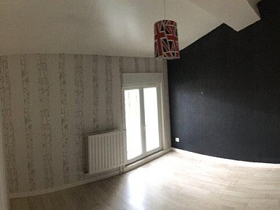APPARTEMENT T3 A LOUER - RIVE DE GIER La Roche-Les Flaches - 76 m2 - 520 € charges comprises par mois