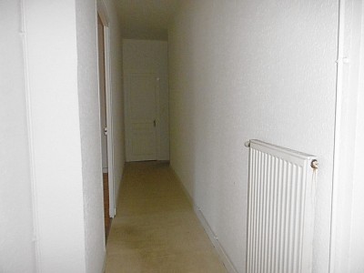 APPARTEMENT T3 A LOUER - RIVE DE GIER La Roche-Les Flaches - 80 m2 - 460 € charges comprises par mois