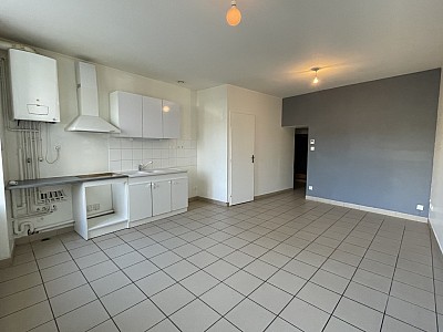 APPARTEMENT T3 A LOUER - RIVE DE GIER - 60 m2 - 524 € charges comprises par mois