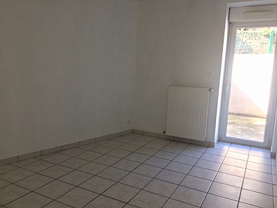 APPARTEMENT T3 A LOUER - RIVE DE GIER La Roche-Les Flaches - 74 m2 - 620 € charges comprises par mois