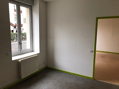 APPARTEMENT T3 A LOUER - ROCHE LA MOLIERE Centre-Ville - 55 m2 - 540 € charges comprises par mois