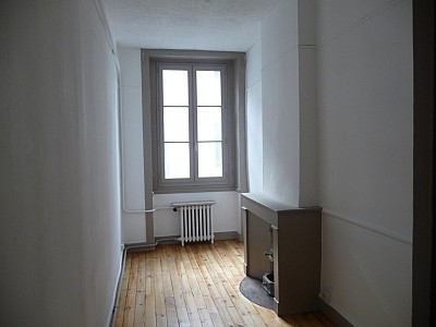 APPARTEMENT T3 A LOUER - ST ETIENNE Peuple-Boivin-St Jacques - 65 m2 - 436 € charges comprises par mois