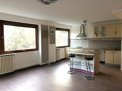 APPARTEMENT T3 A LOUER - ST ETIENNE Parc de l Europe Est - 61 m2 - 585 € charges comprises par mois