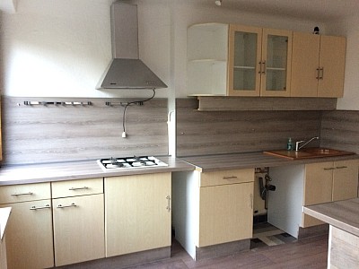 APPARTEMENT T3 A LOUER - ST ETIENNE Parc de l Europe Est - 61 m2 - 585 € charges comprises par mois