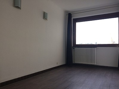 APPARTEMENT T3 A LOUER - ST ETIENNE Parc de l Europe Est - 61 m2 - 585 € charges comprises par mois