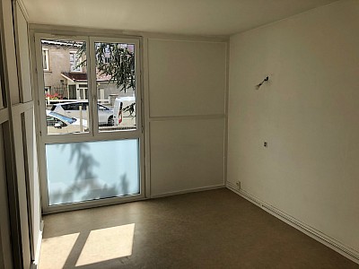 APPARTEMENT T3 A LOUER - ST ETIENNE La Terrasse-Etivaliere-Grouchy - 70 m2 - 645 € charges comprises par mois