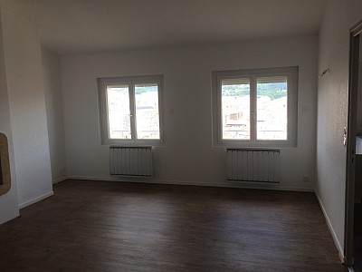 APPARTEMENT T3 A LOUER - ST ETIENNE Cret de Roc Ouest - 72 m2 - 610 € charges comprises par mois