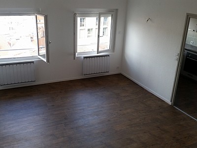 APPARTEMENT T3 A LOUER - ST ETIENNE Cret de Roc Ouest - 72 m2 - 610 € charges comprises par mois
