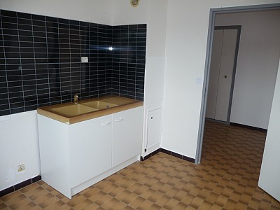 APPARTEMENT T3 A LOUER - ST ETIENNE Grand Clos - 66 m2 - 565 € charges comprises par mois