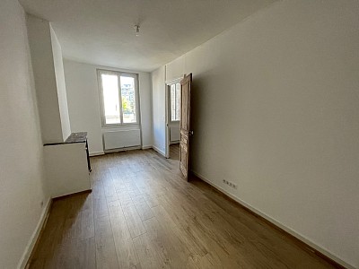 APPARTEMENT T3 A LOUER - ST ETIENNE Jacquard - 53 m2 - 570 € charges comprises par mois