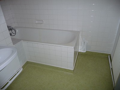 APPARTEMENT T3 A LOUER - ST ETIENNE Le Mont-La Jomayere - 82 m2 - 530,35 € charges comprises par mois