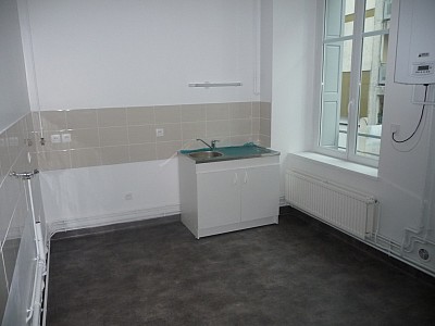 APPARTEMENT T3 A LOUER - ST ETIENNE Le Mont-La Jomayere - 82 m2 - 530,35 € charges comprises par mois