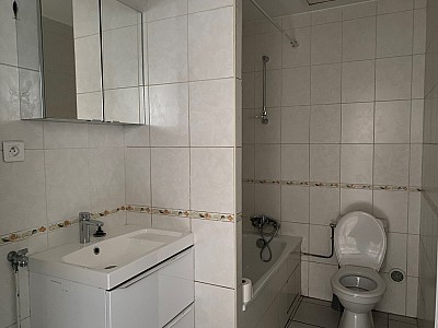 APPARTEMENT T3 A LOUER - ST MARTIN LA PLAINE Mouillon-Vernes-Tochissonne - 70 m2 - 537 € charges comprises par mois