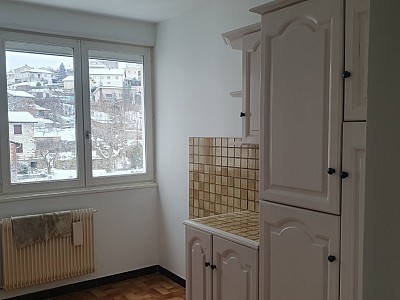 T3 A LOUER - UNIEUX Centre Est - 58 m2 - 618 € charges comprises par mois