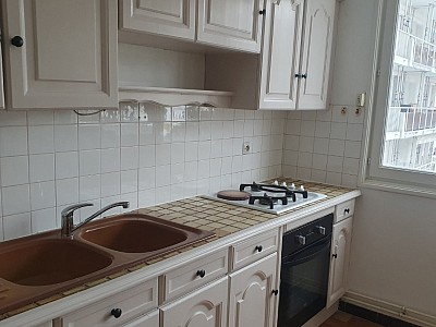 T3 A LOUER - UNIEUX Centre Est - 58 m2 - 618 € charges comprises par mois