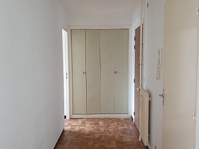 T3 A LOUER - UNIEUX Centre Est - 58 m2 - 618 € charges comprises par mois