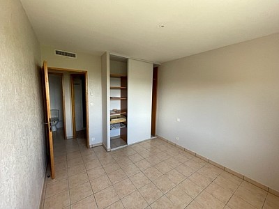 APPARTEMENT T3 A LOUER - VEAUCHE Bourg Sud - 78 m2 - 800 € charges comprises par mois