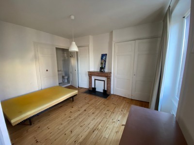 APPARTEMENT T3 A VENDRE - ST ETIENNE - 59 m2 - 65000 €