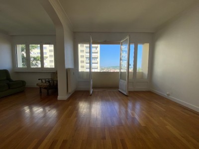 APPARTEMENT T3 A VENDRE - ST ETIENNE - 57 m2 - 67000 €
