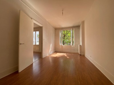 APPARTEMENT T3 A VENDRE - ST ETIENNE - 68 m2 - 80000 €