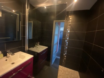 APPARTEMENT T3 A VENDRE - ST ETIENNE - 63.23 m2 - 59500 €