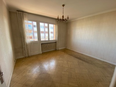 APPARTEMENT T3 A VENDRE - ST ETIENNE - 60 m2 - 70000 €