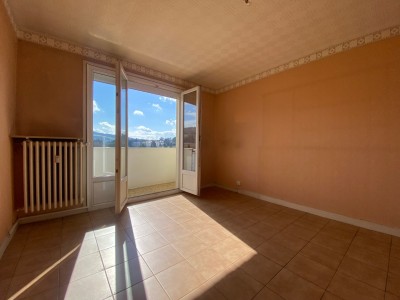 APPARTEMENT T3 - ST ETIENNE - 55.3 m2 - VENDU