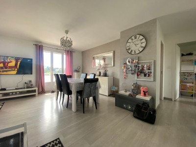 APPARTEMENT T3 A VENDRE - ST ETIENNE - 66 m2 - 85000 €