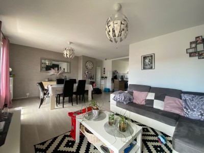 APPARTEMENT T3 A VENDRE - ST ETIENNE - 66 m2 - 85000€