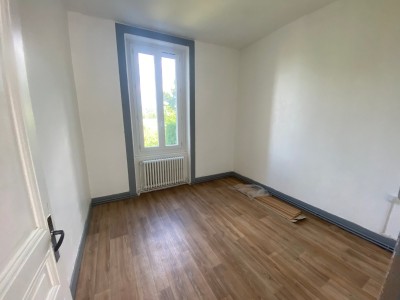 APPARTEMENT T3 - VILLARS - 65.8 m2 - VENDU