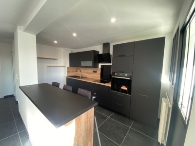 APPARTEMENT T3 - VILLARS - 74.4 m2 - VENDU