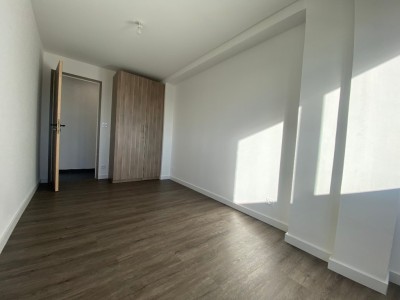 APPARTEMENT T3 - VILLARS - 74.4 m2 - VENDU