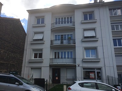 APPARTEMENT T4 A LOUER - FIRMINY Centre - 115 m2 - 653 € charges comprises par mois