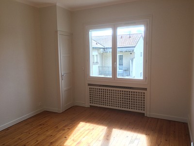 APPARTEMENT T4 A LOUER - FIRMINY Centre - 115 m2 - 653 € charges comprises par mois